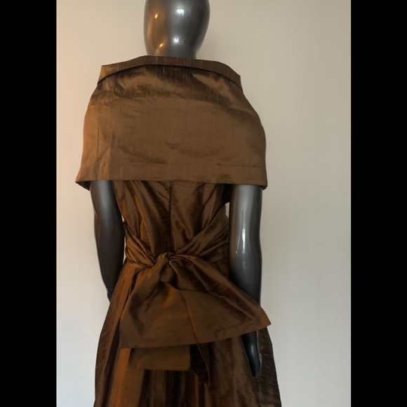 Dress - Picture 15 of 15